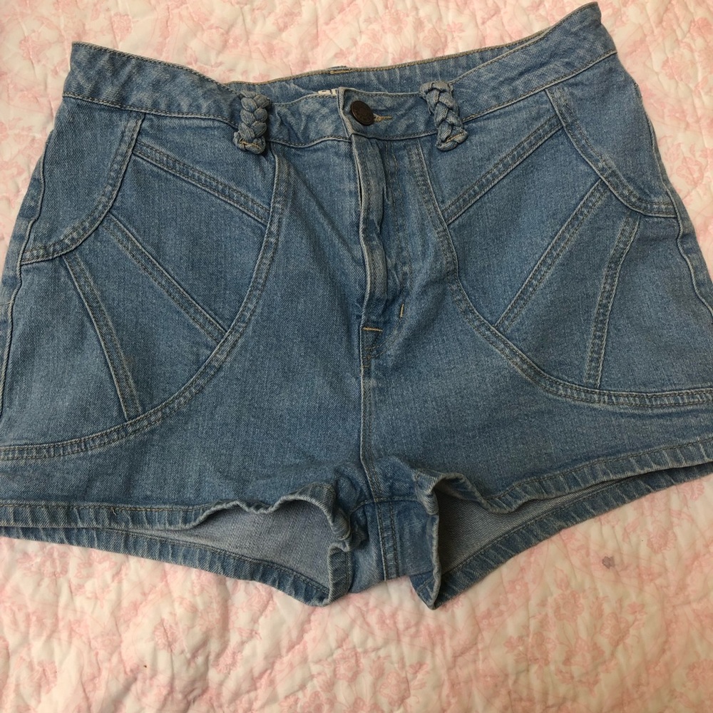 BDG urban outfitters High-rise shorts